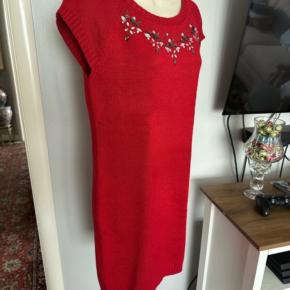 U.S. POLO ASSN.WOMEN
Red Knit Dress with Floral Embroidery size M - Picture 3 of 10